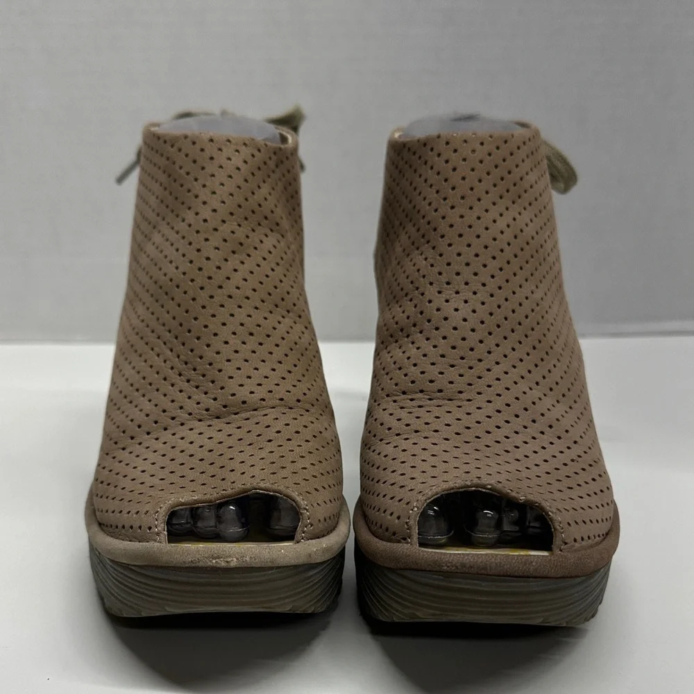 Fly London Ypul Wedges Sandals Peep Toe Suede Laser Cut Lace Up Shoes Tan Size 7